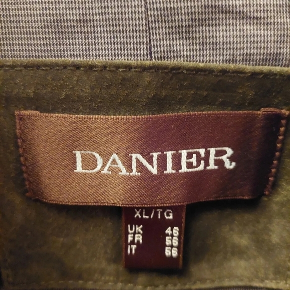 Danier Genuine Suede Dark Tanned Leather Jacket [XL] [UK 46, FR 56, IT 56] 82493 - Picture 5 of 10